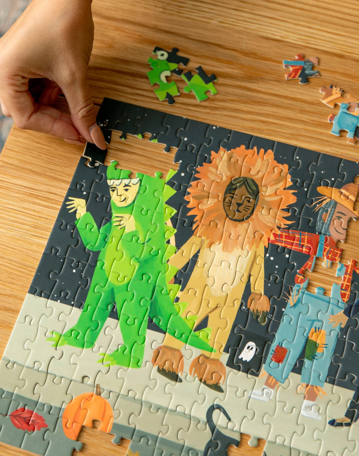 Trick-Or-Treaters 400pc Panoramic Puzzle Cover
