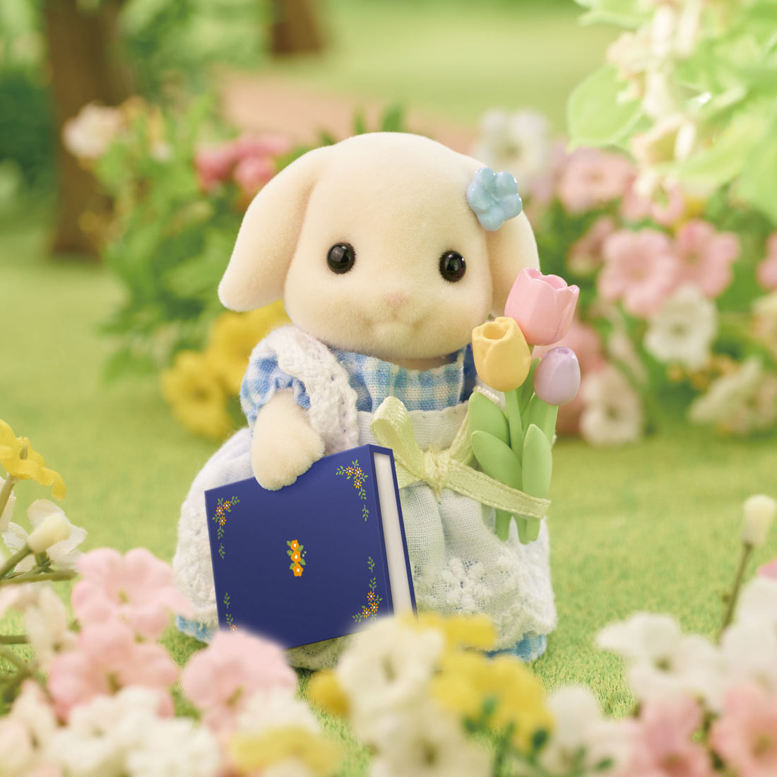 Flora Rabbit Family Preview #4