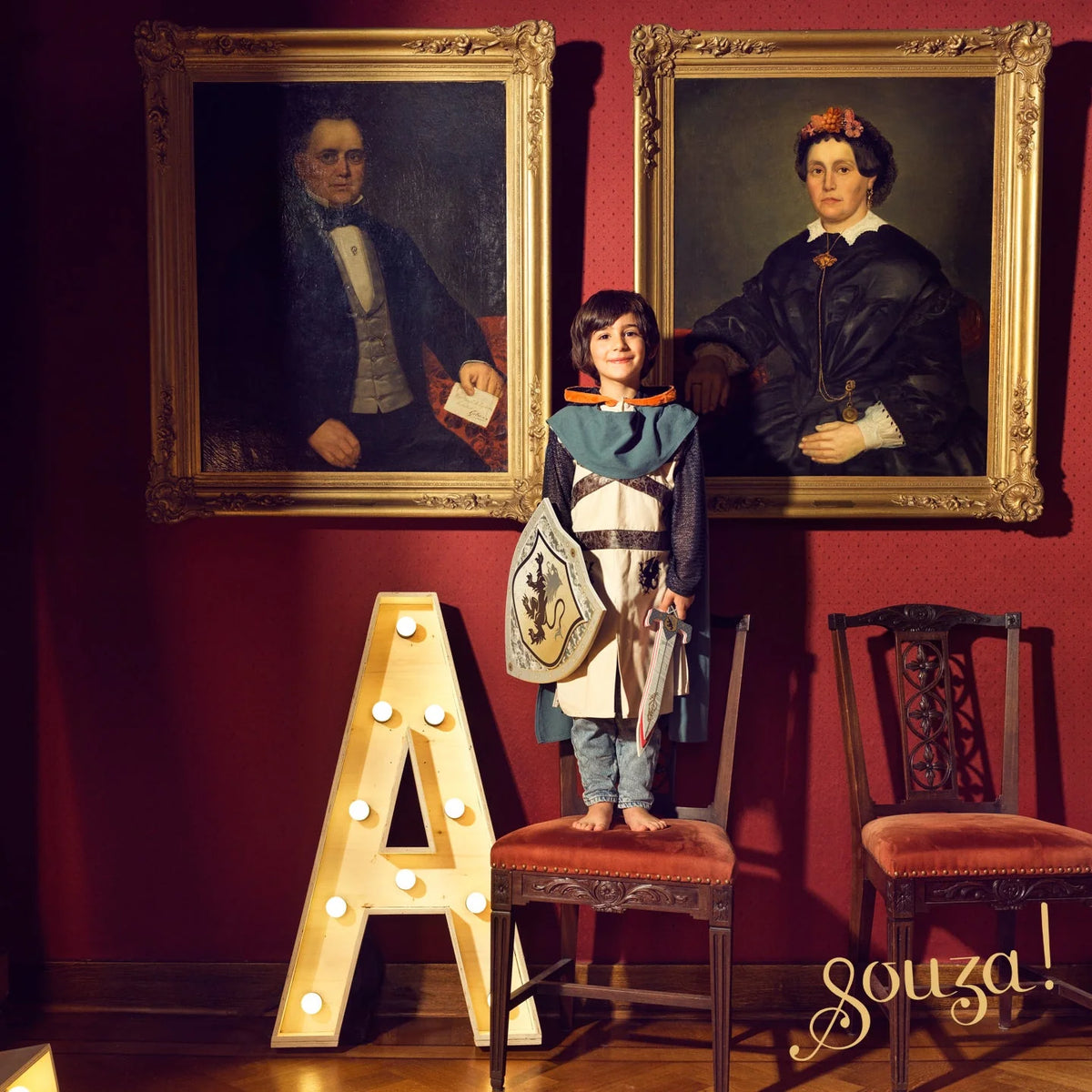 Geoffrey Knight Costume, Sz. 5-7 Cover