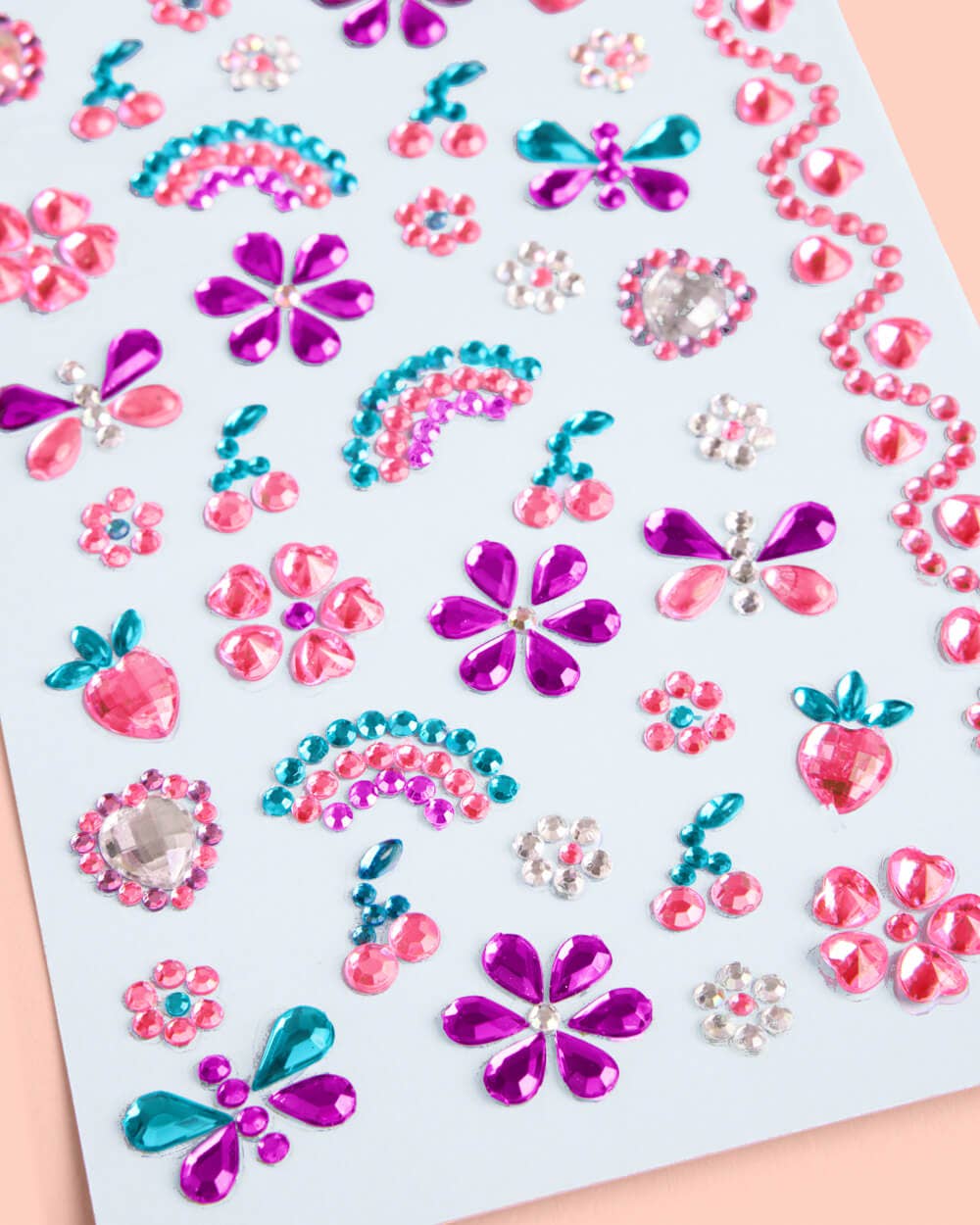 Dreamy Face Gem Set Cover