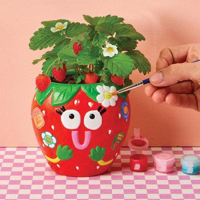 Paint & Grow Strawberry Preview #1