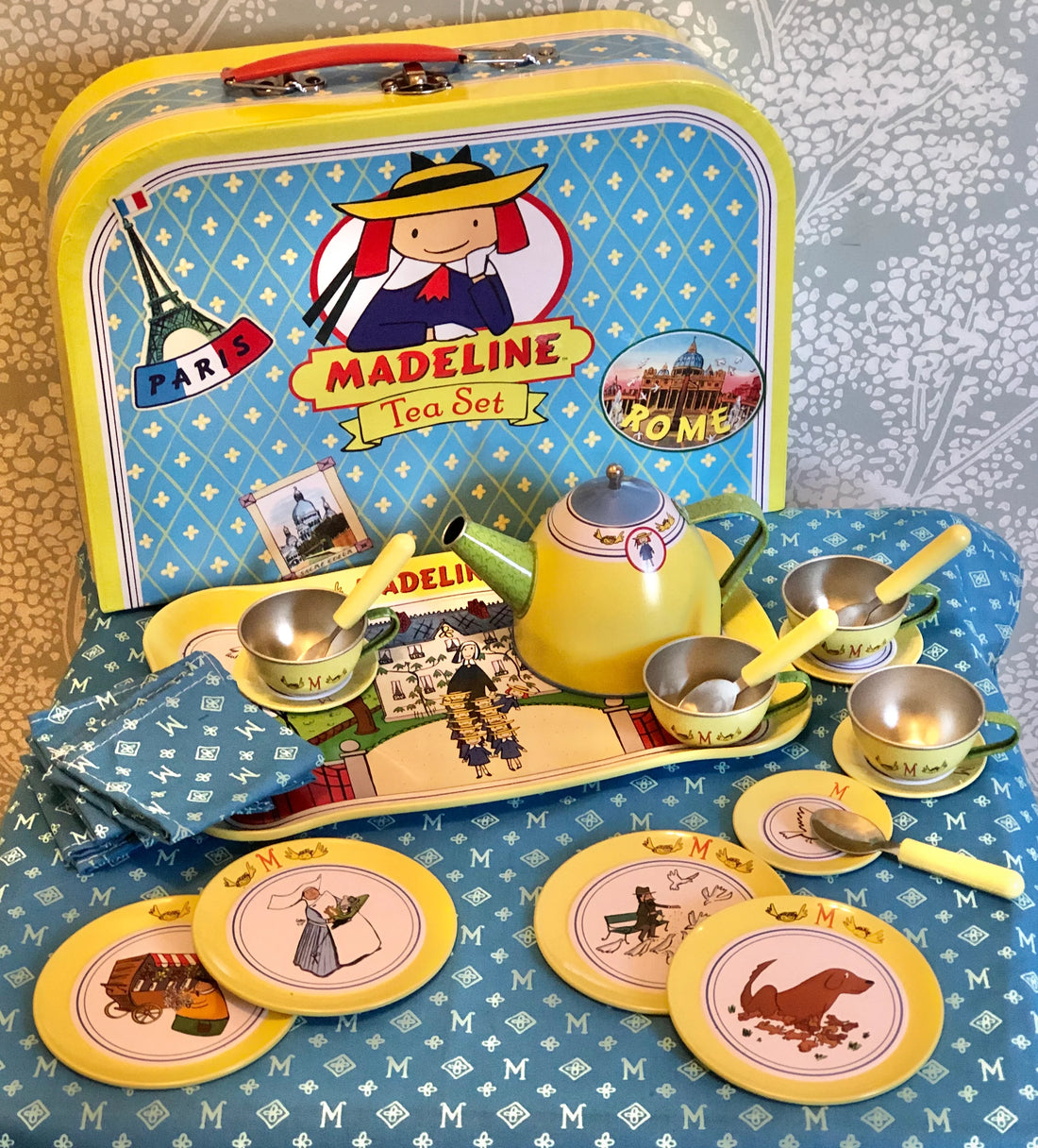 Madeline Tin Tea Set Preview #3