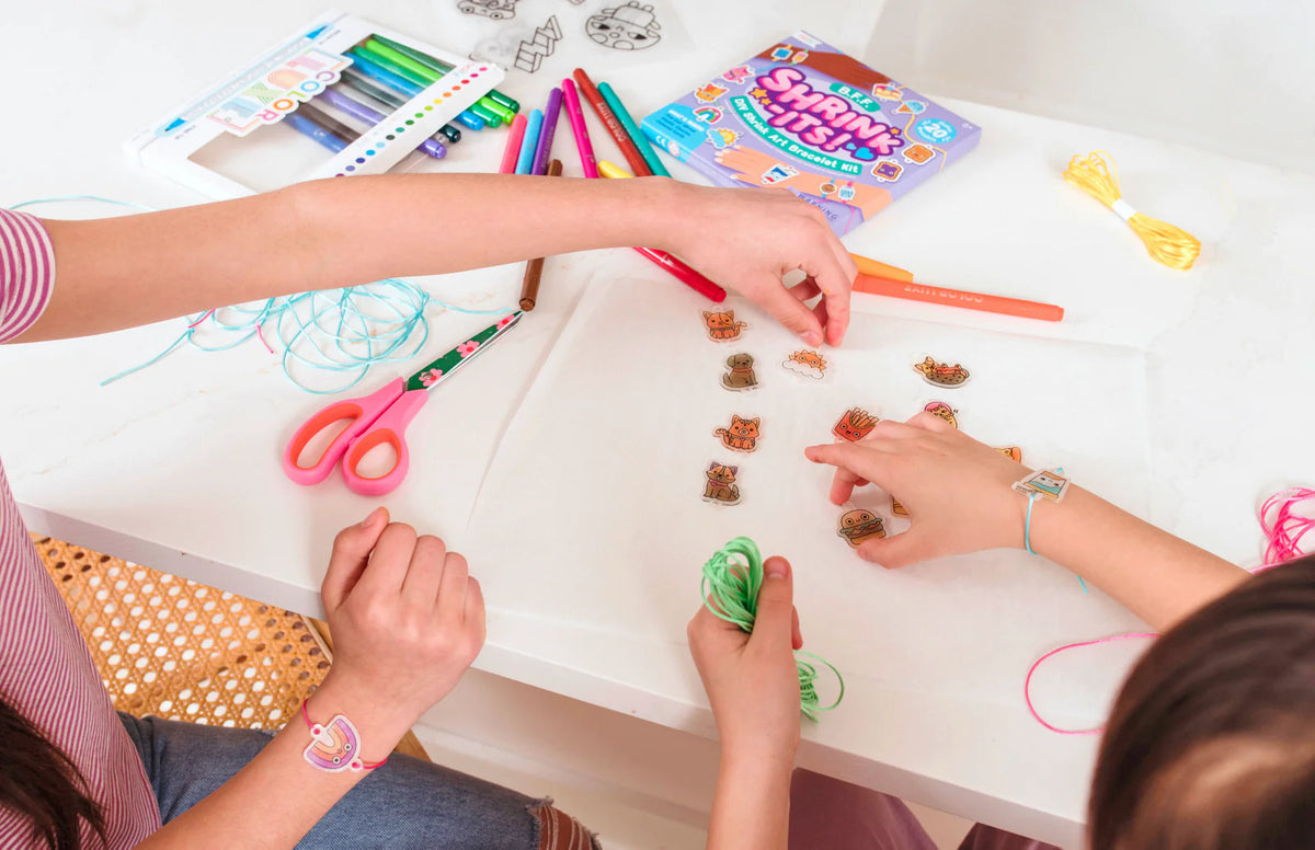 BFF Shrink-its! DIY Shrink Art Bracelet Kit Cover