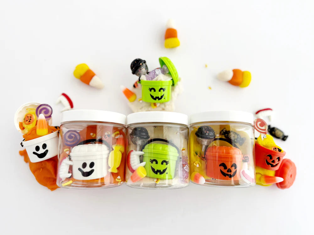 Tomfoolery Toys | Trick or Treat Mini Dough to Go