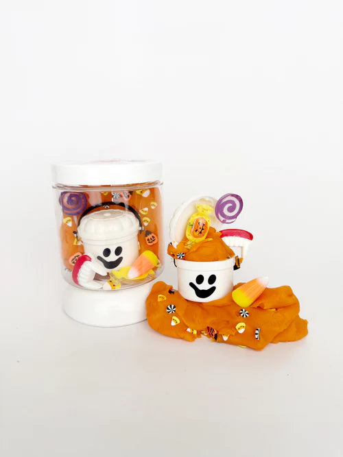 Trick or Treat Mini Dough to Go Preview #2