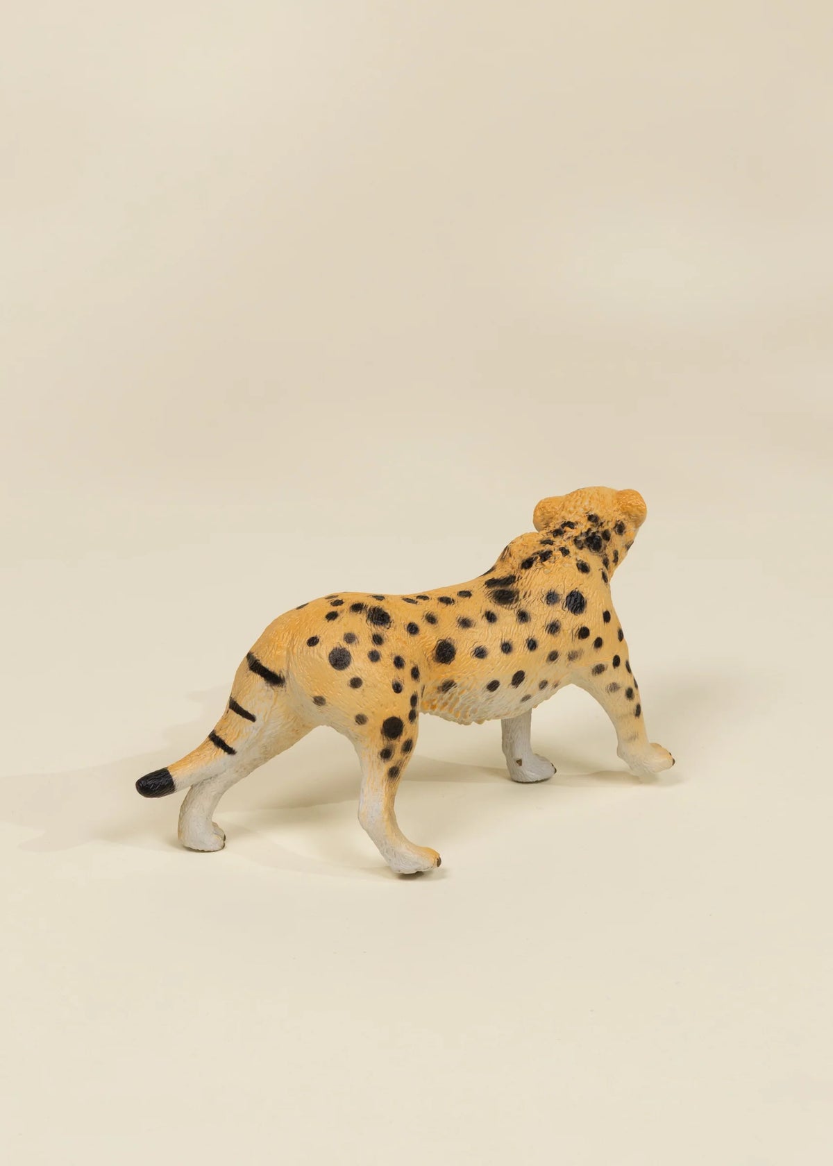 Wildlife Animal Play Figurines Cover