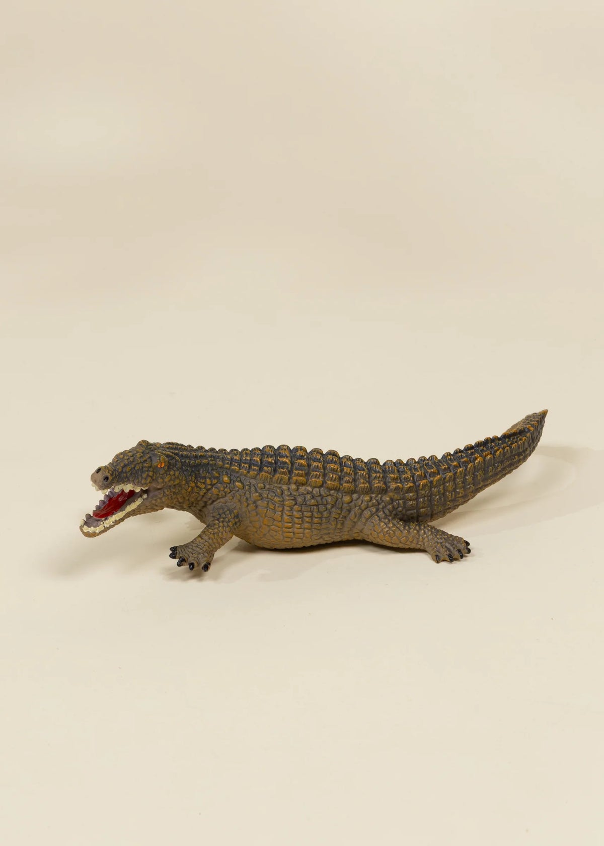 Wildlife Animal Play Figurines Cover