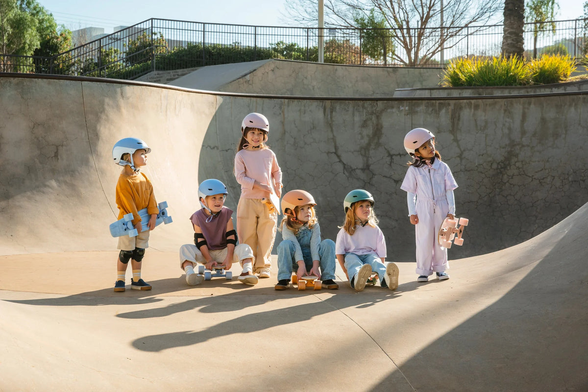 Helmet - Petunia Cover