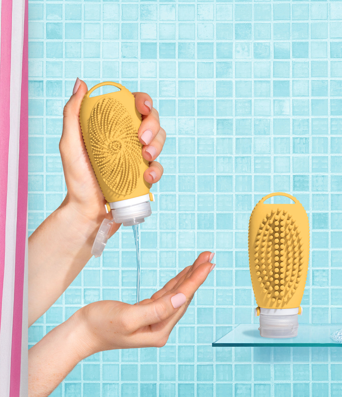 En Route Getaway All-In-One Scrub Bottles Cover
