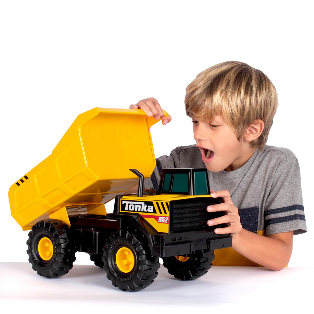 Tonka Mighty Dump Truck Preview #2