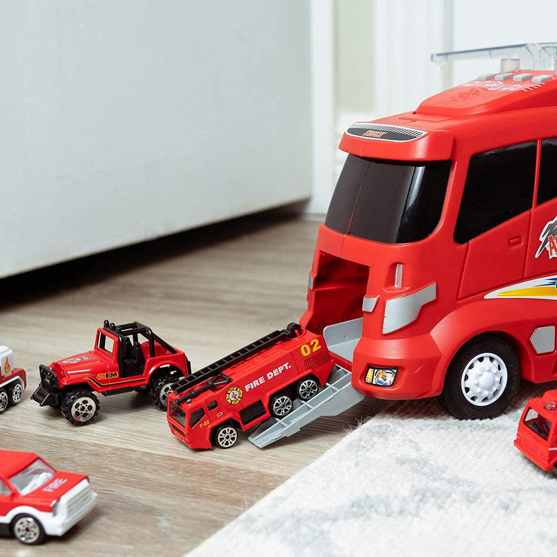 Die-Cast Fire Truck Transport Preview #7