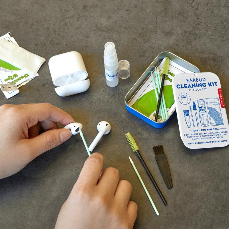 Earbud Cleaning Kit Preview #2