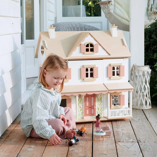 Tomfoolery Toys | Humming Bird House