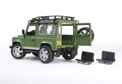 Land Rover Station Wagon w/Trailer & Ducati Preview #4