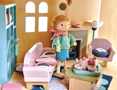 Doll House Sitting Room Preview #2